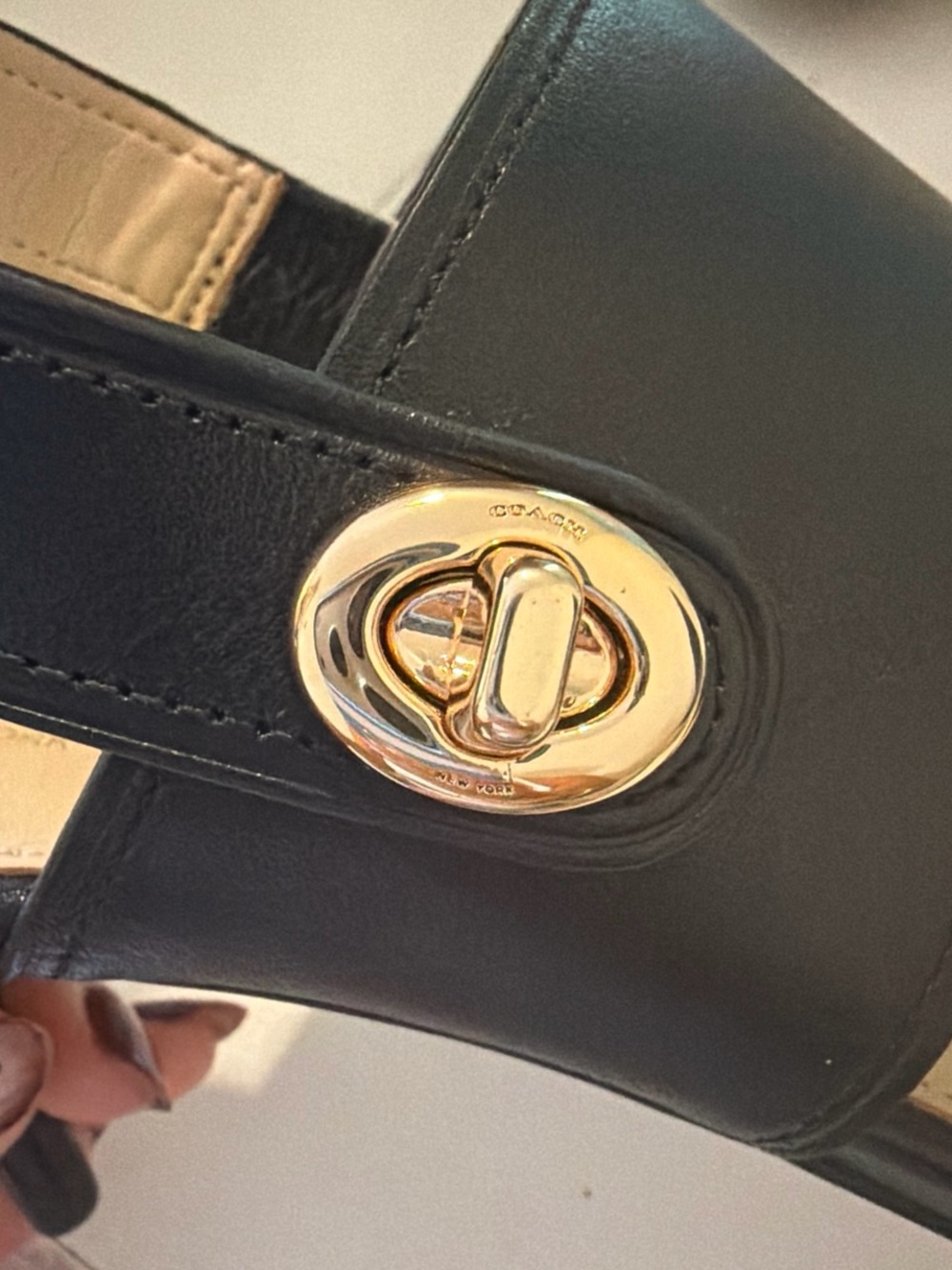 Coach Black Leather Shoulder Bag with Gold Turnlock